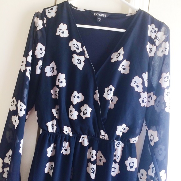 Express Floral Long Sleeve Dress - Picture 3 of 6